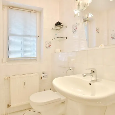 Apartamento Haus Ostseeallee 10 Ostseeallee 65 *