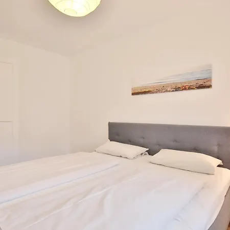 Haus Ostseeallee 10 Ostseeallee 65